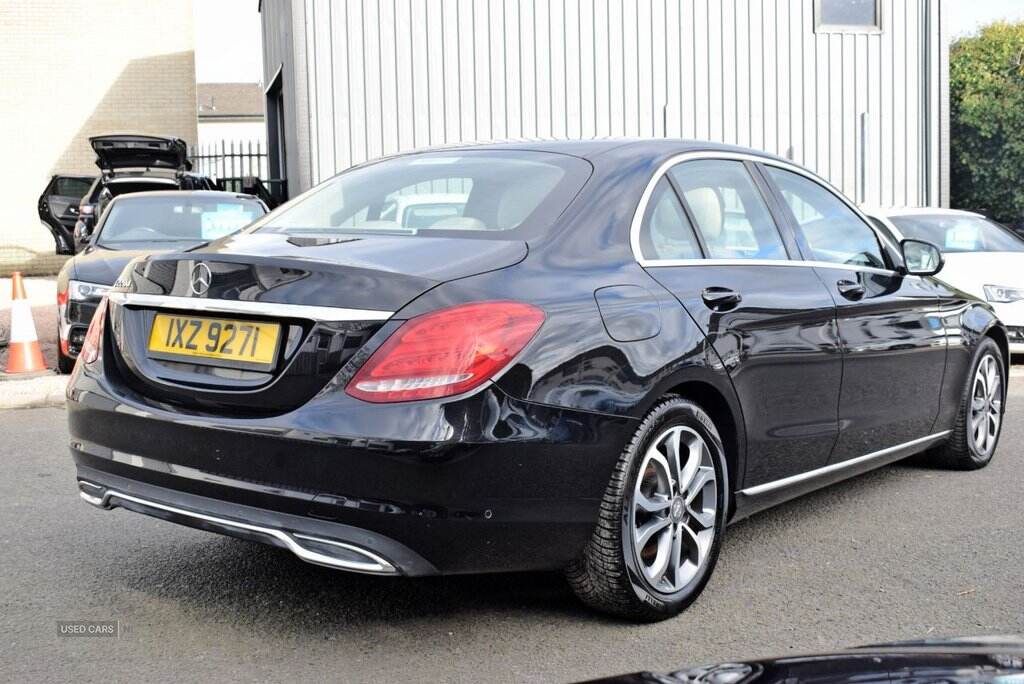 Apr 2016 Mercedes-Benz C-Class C220d Sport 4dr Auto
