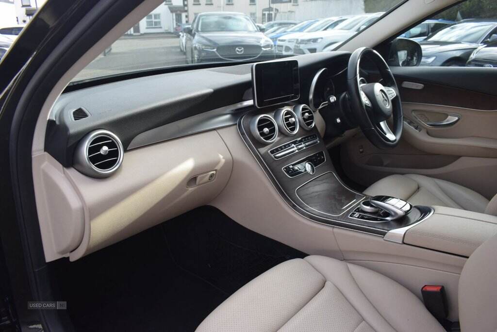 Apr 2016 Mercedes-Benz C-Class C220d Sport 4dr Auto