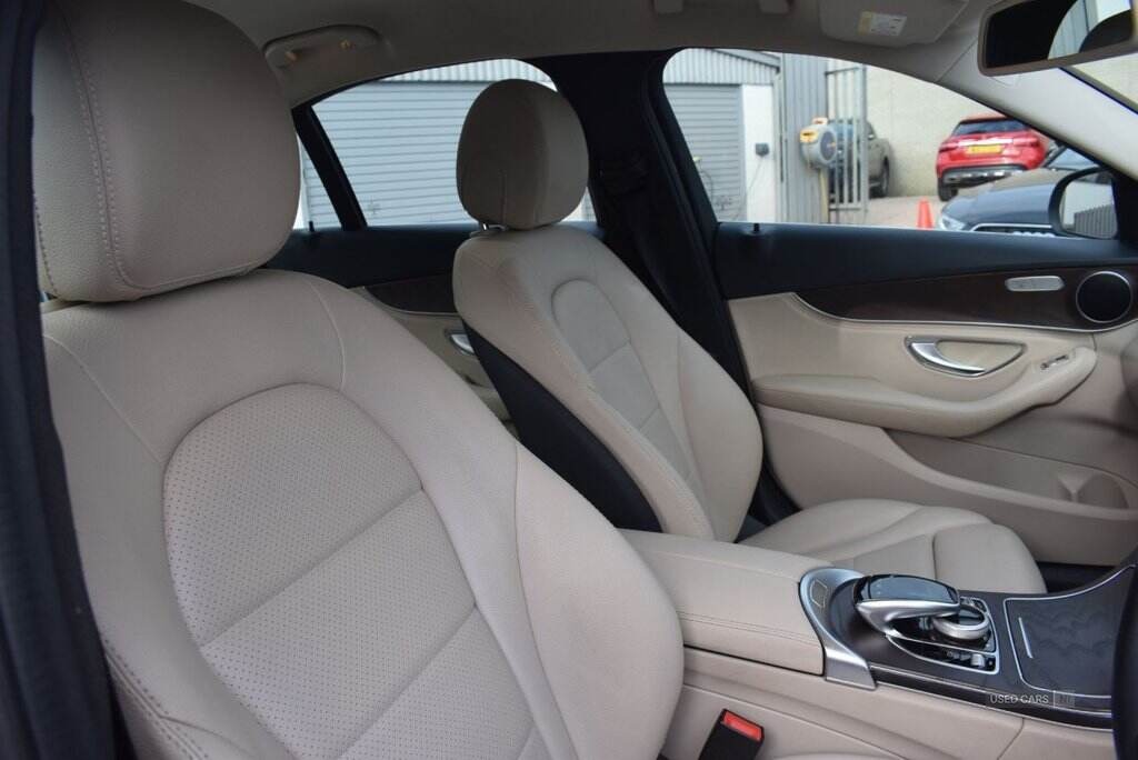 Apr 2016 Mercedes-Benz C-Class C220d Sport 4dr Auto
