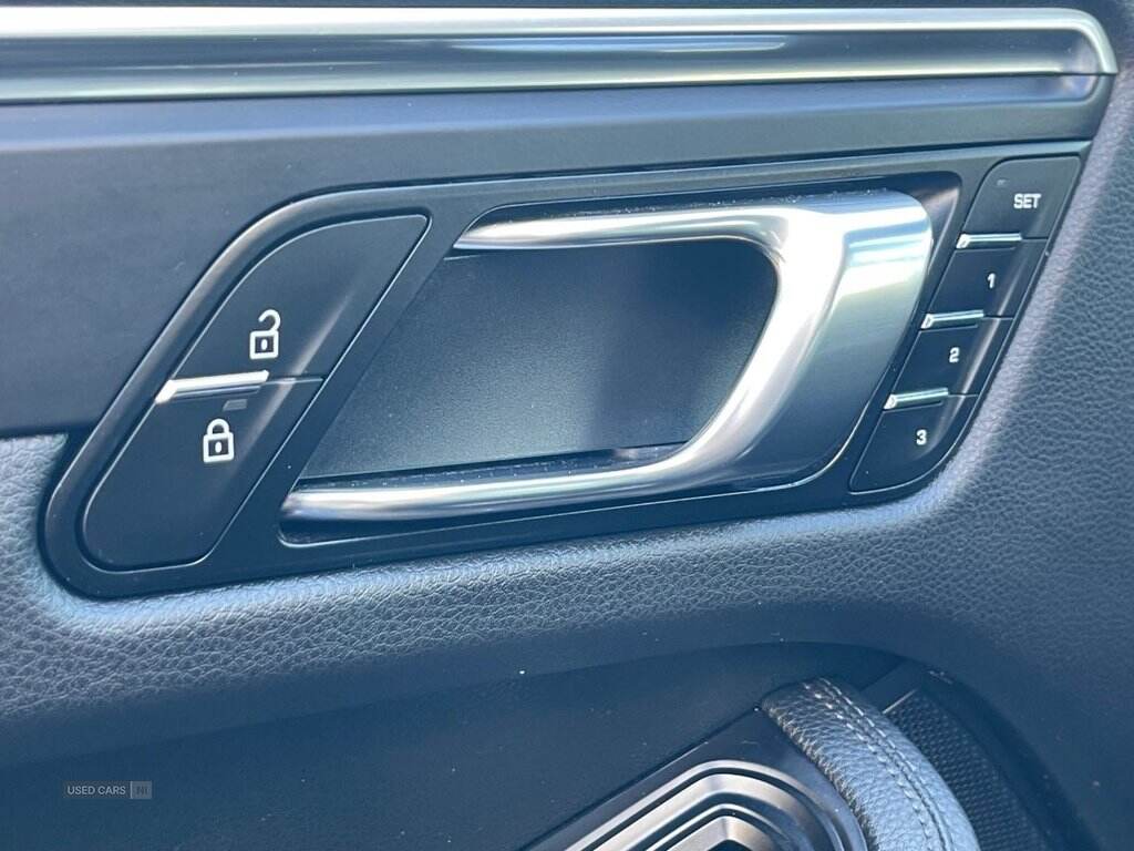 Mar 2020 Porsche Macan 5dr PDK