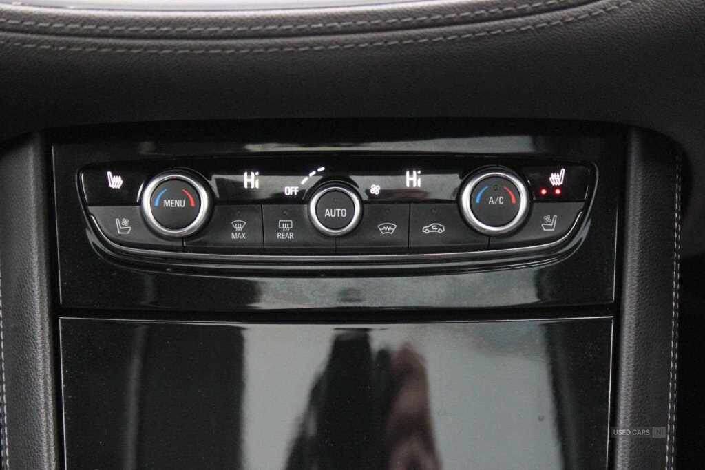 Dec 2020 Vauxhall Grandland X 1.2 Turbo Elite Nav 5dr