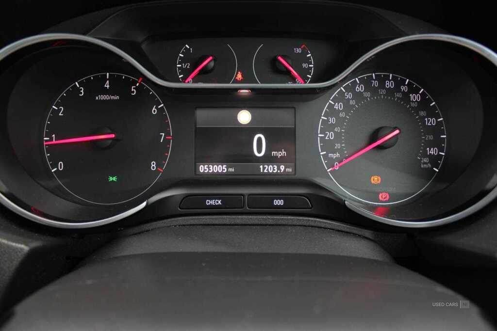 Dec 2020 Vauxhall Grandland X 1.2 Turbo Elite Nav 5dr