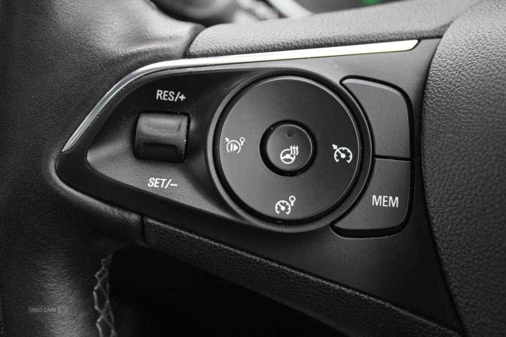 Dec 2020 Vauxhall Grandland X 1.2 Turbo Elite Nav 5dr