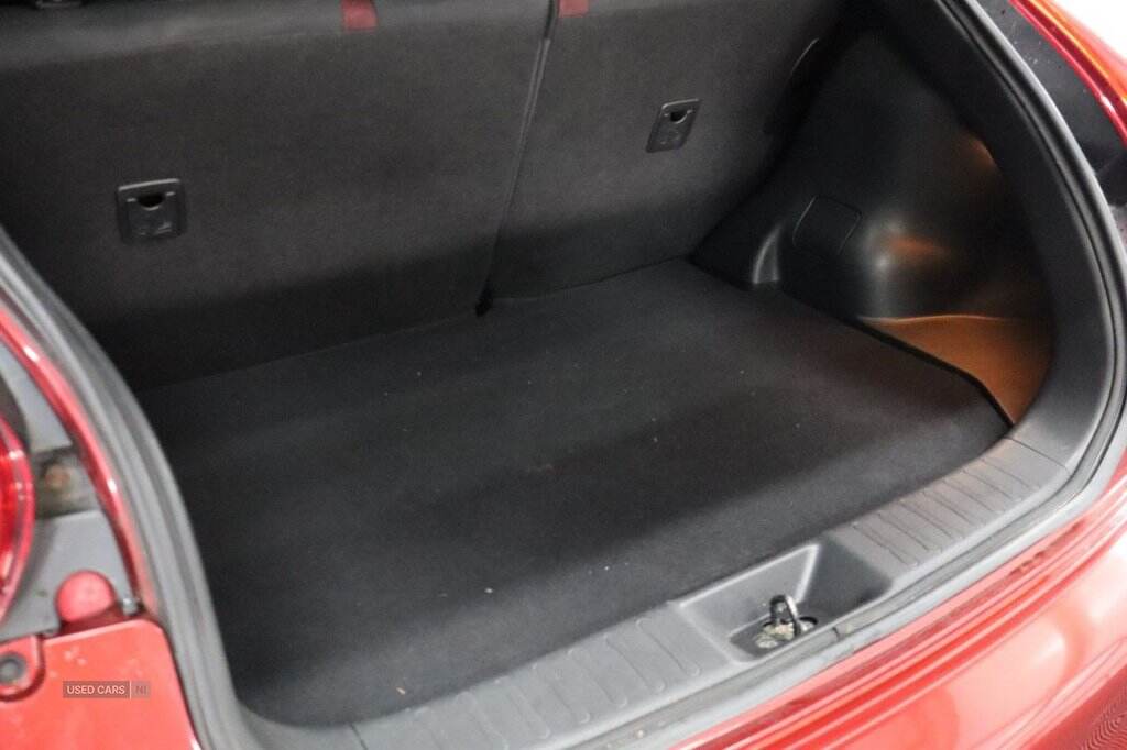 Jan 2011 Nissan Juke 1.6 Acenta 5dr [Sport Pack]
