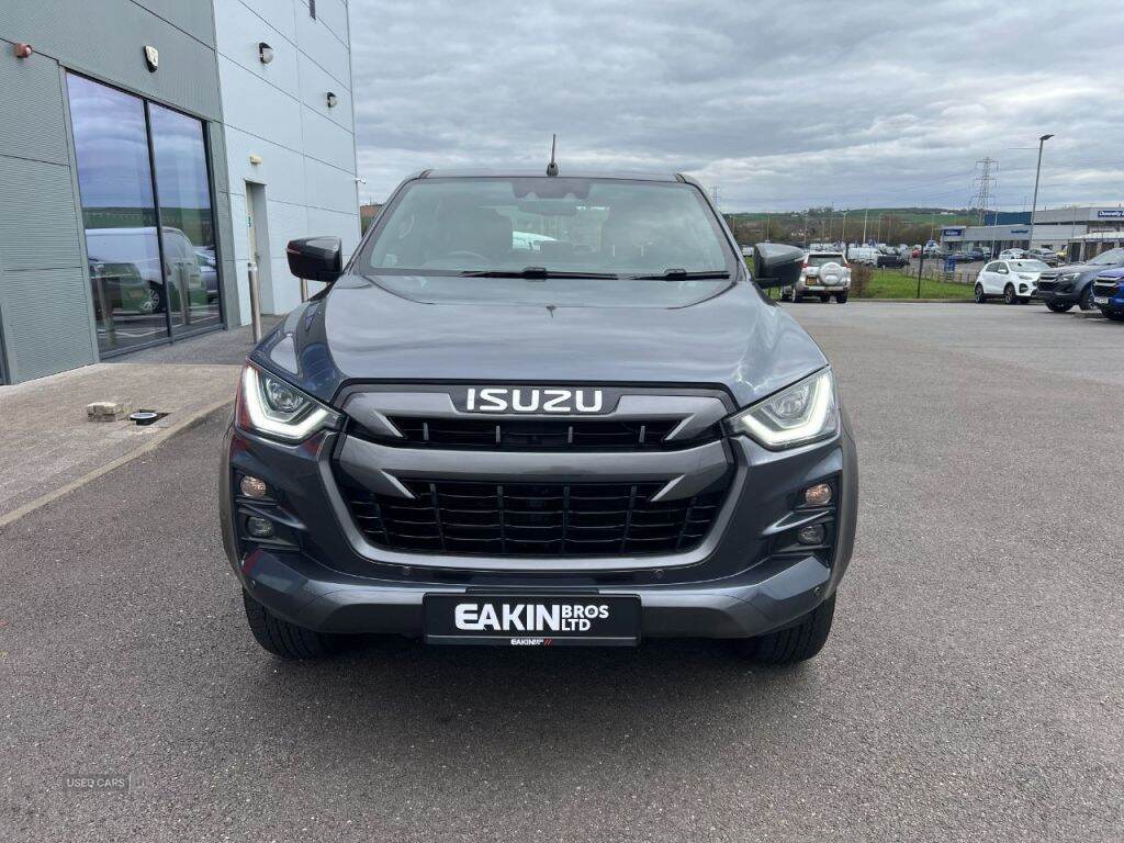Feb 2023 Isuzu D-Max 1.9 V-Cross Double Cab 4x4 Auto