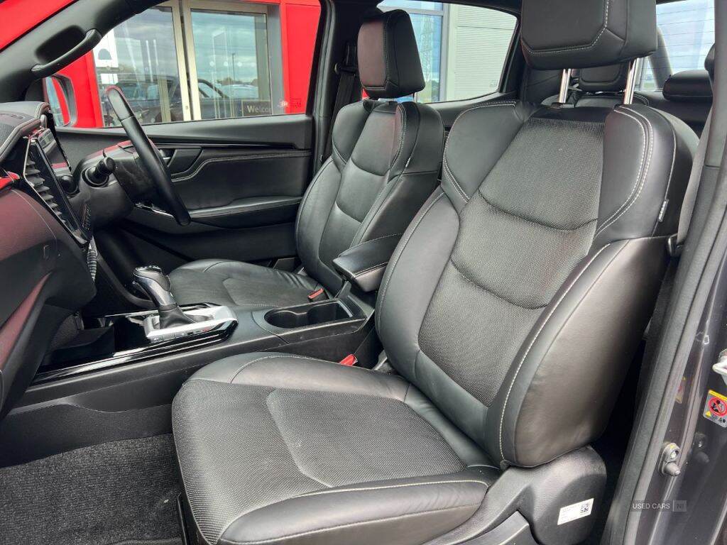 Feb 2023 Isuzu D-Max 1.9 V-Cross Double Cab 4x4 Auto