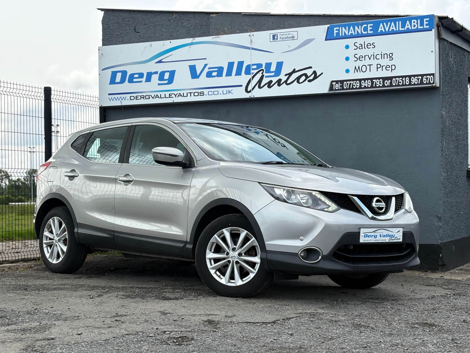 Sep 2014 Nissan Qashqai 1.5 dCi Acenta [Smart Vision Pack] 5dr