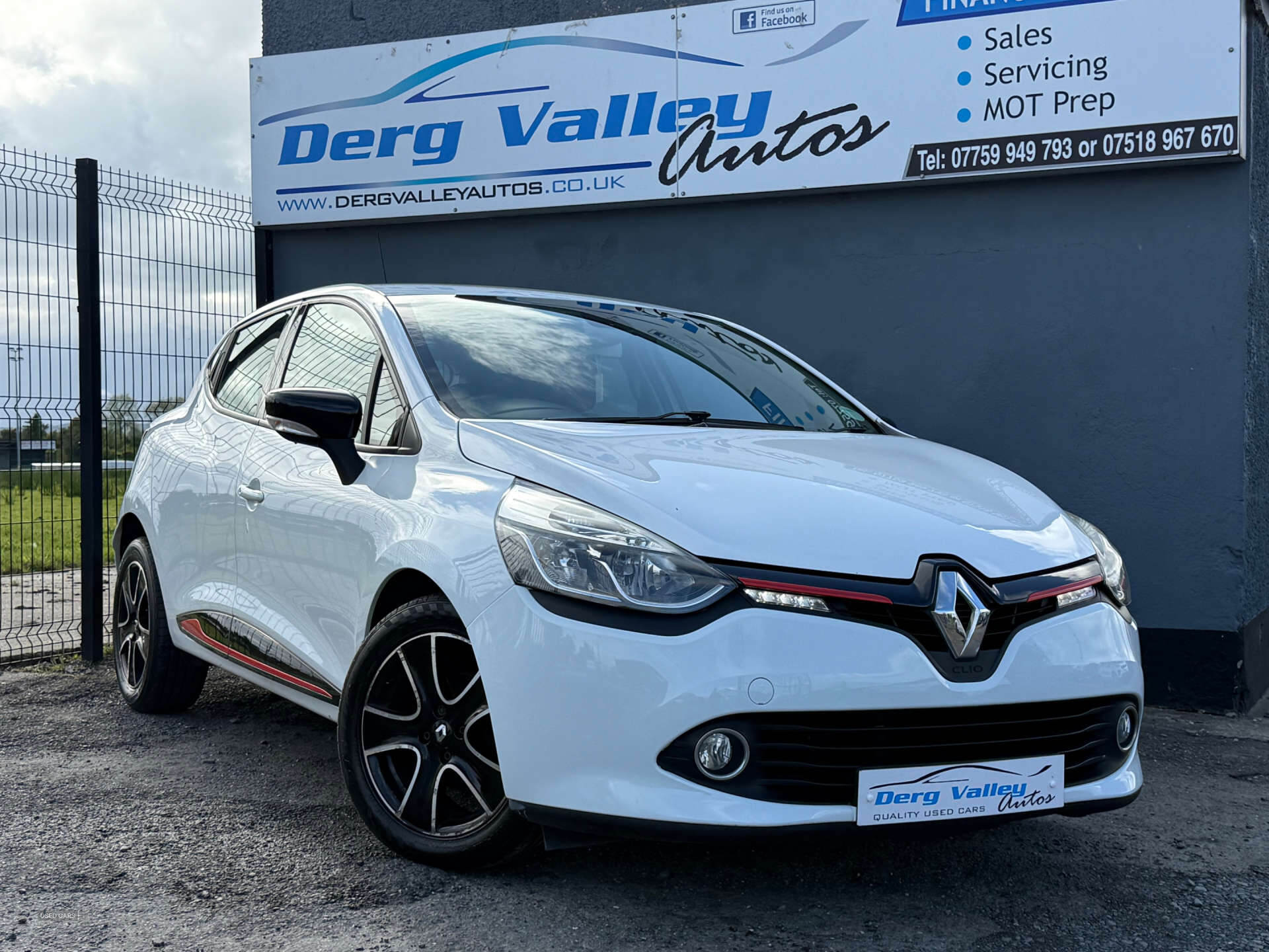 Mar 2014 Renault Clio 1.2 16V Dynamique MediaNav 5dr