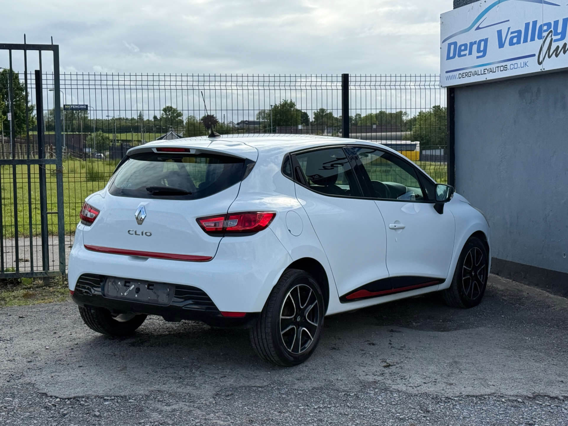 Mar 2014 Renault Clio 1.2 16V Dynamique MediaNav 5dr