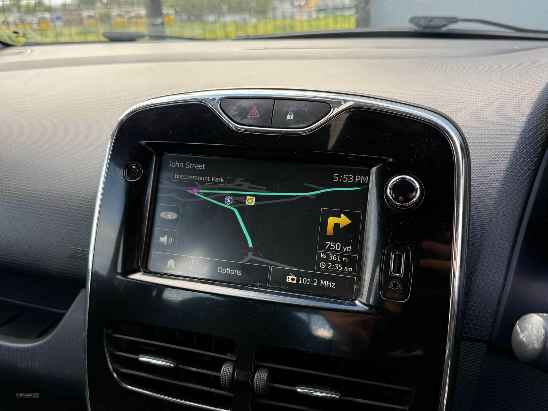 Mar 2014 Renault Clio 1.2 16V Dynamique MediaNav 5dr