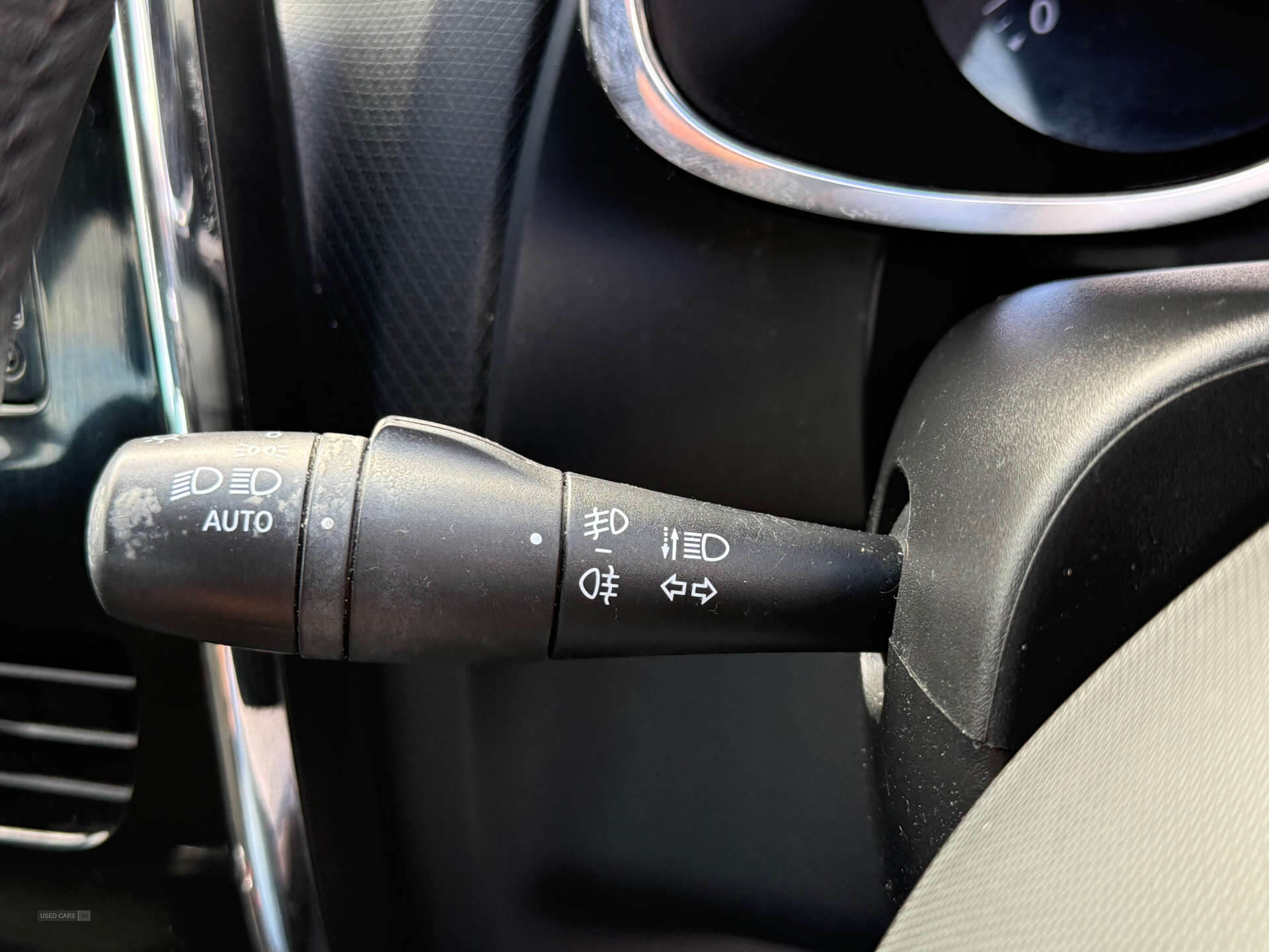 Mar 2014 Renault Clio 1.2 16V Dynamique MediaNav 5dr