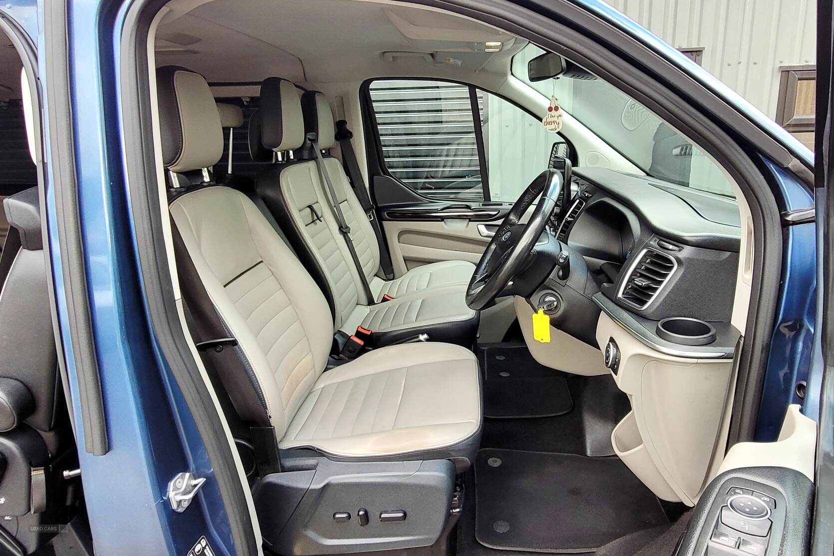 Jan 2020 Ford Tourneo 2.0 EcoBlue 130ps Low Roof 8 Seater Titanium