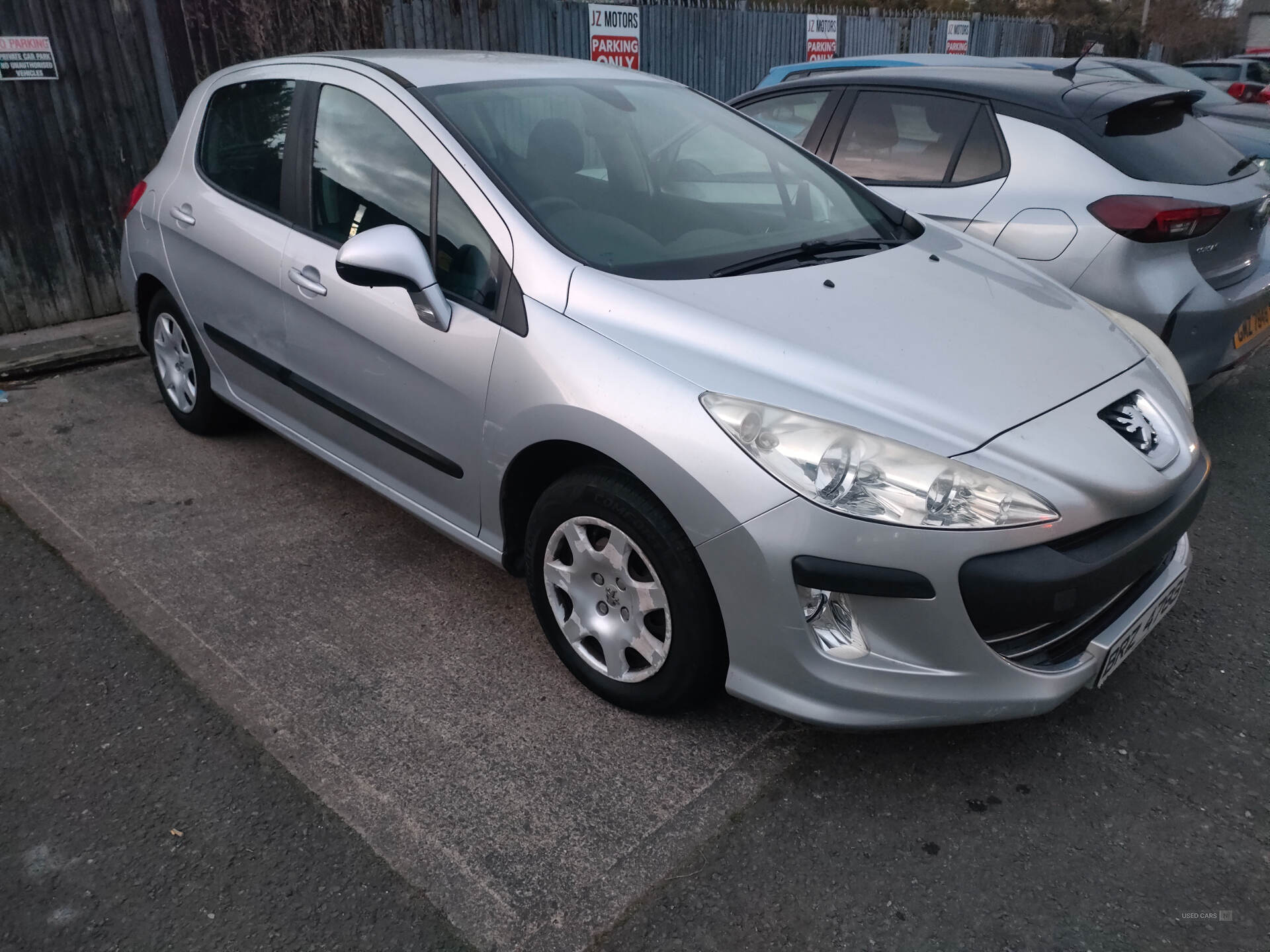 May 2009 Peugeot 308 1.4 VTi S 5dr