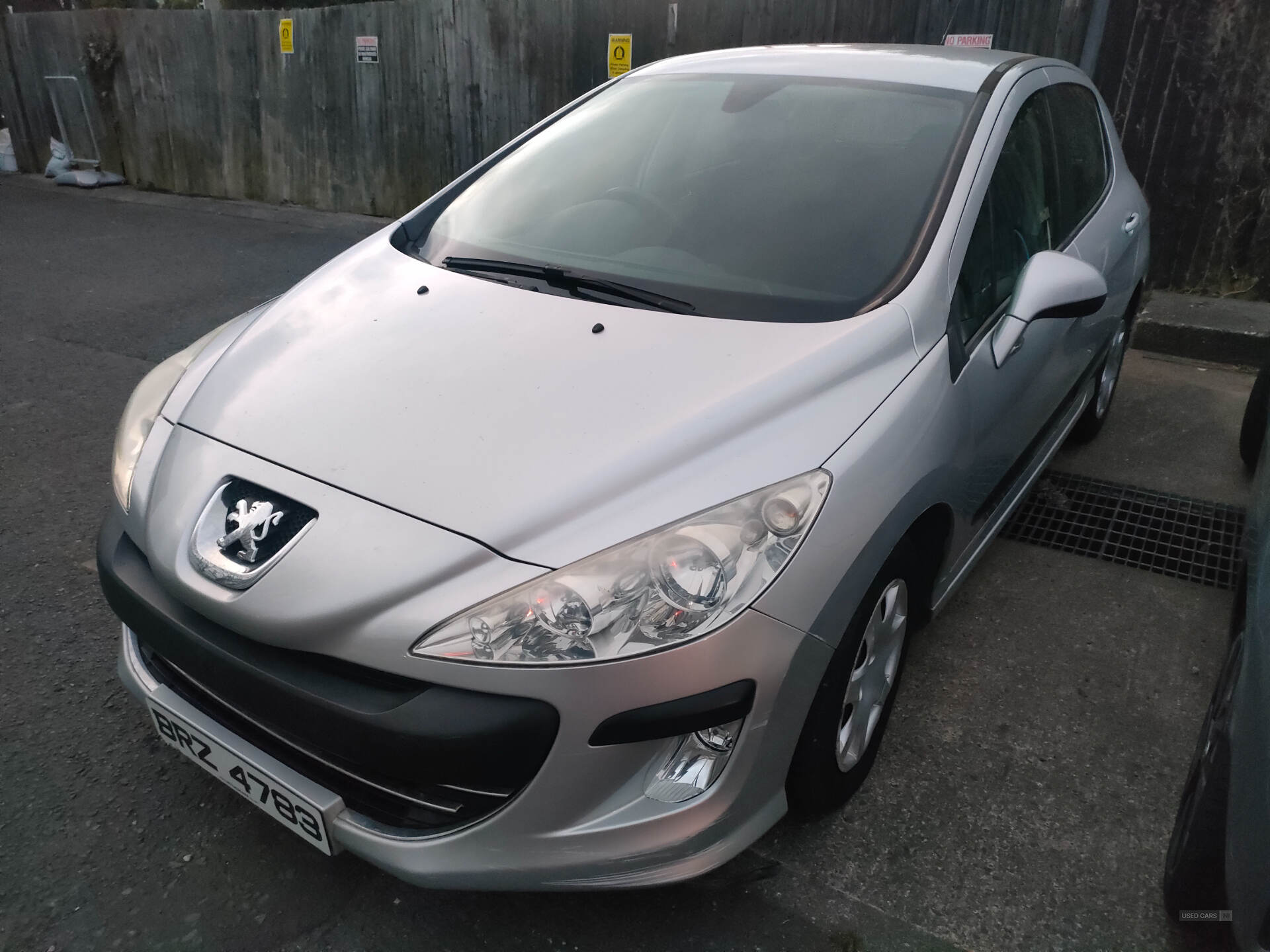May 2009 Peugeot 308 1.4 VTi S 5dr