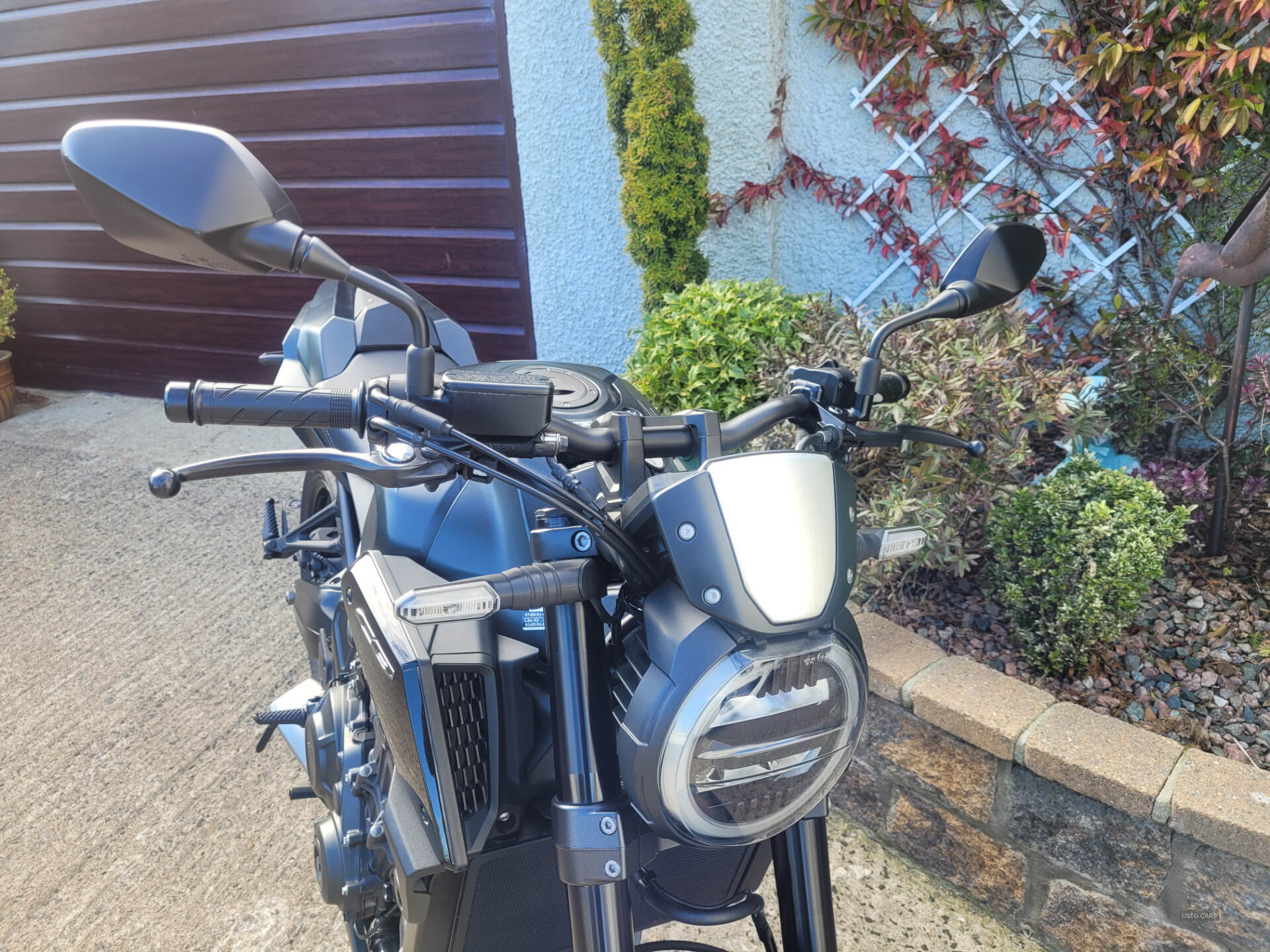 Apr 2023 Honda CB series CB650R 5500 Miles F.S.H
