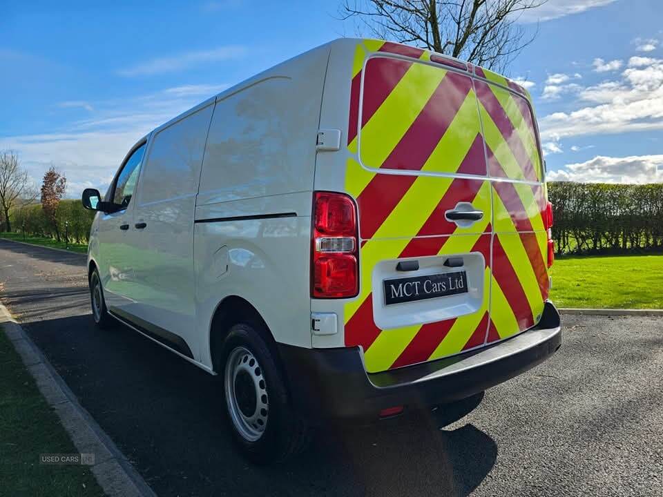 Oct 2019 Citroen Dispatch 1400 2.0 BlueHDi 120 Van Enterprise