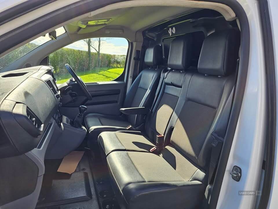 Oct 2019 Citroen Dispatch 1400 2.0 BlueHDi 120 Van Enterprise