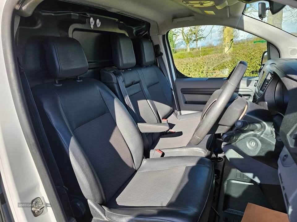 Oct 2019 Citroen Dispatch 1400 2.0 BlueHDi 120 Van Enterprise