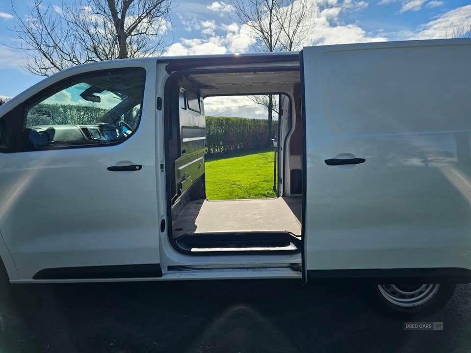 Oct 2019 Citroen Dispatch 1400 2.0 BlueHDi 120 Van Enterprise