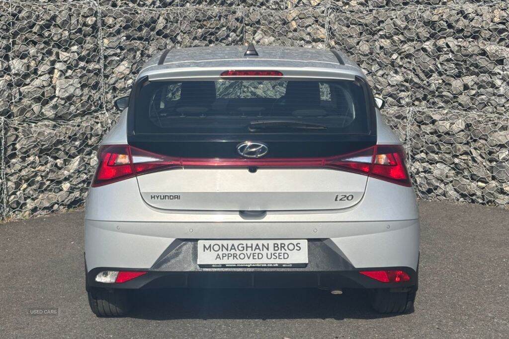 May 2022 Hyundai i20 1.0T GDi 48V MHD SE Connect 5dr
