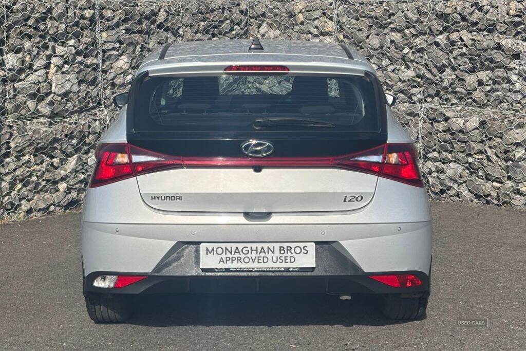 May 2022 Hyundai i20 1.0T GDi 48V MHD SE Connect 5dr