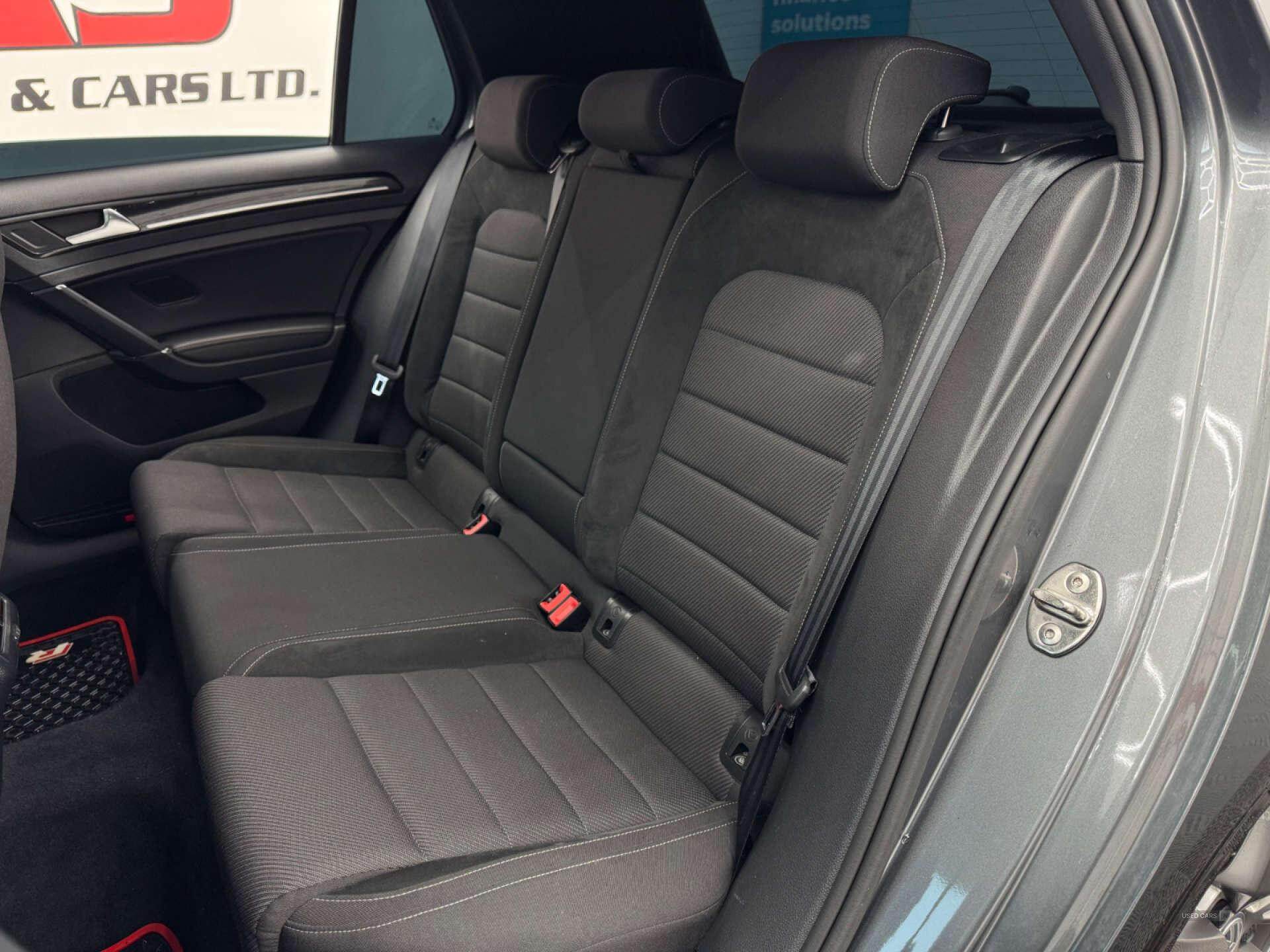 May 2018 Volkswagen Golf 2.0 TSI 310 R 5dr 4MOTION DSG