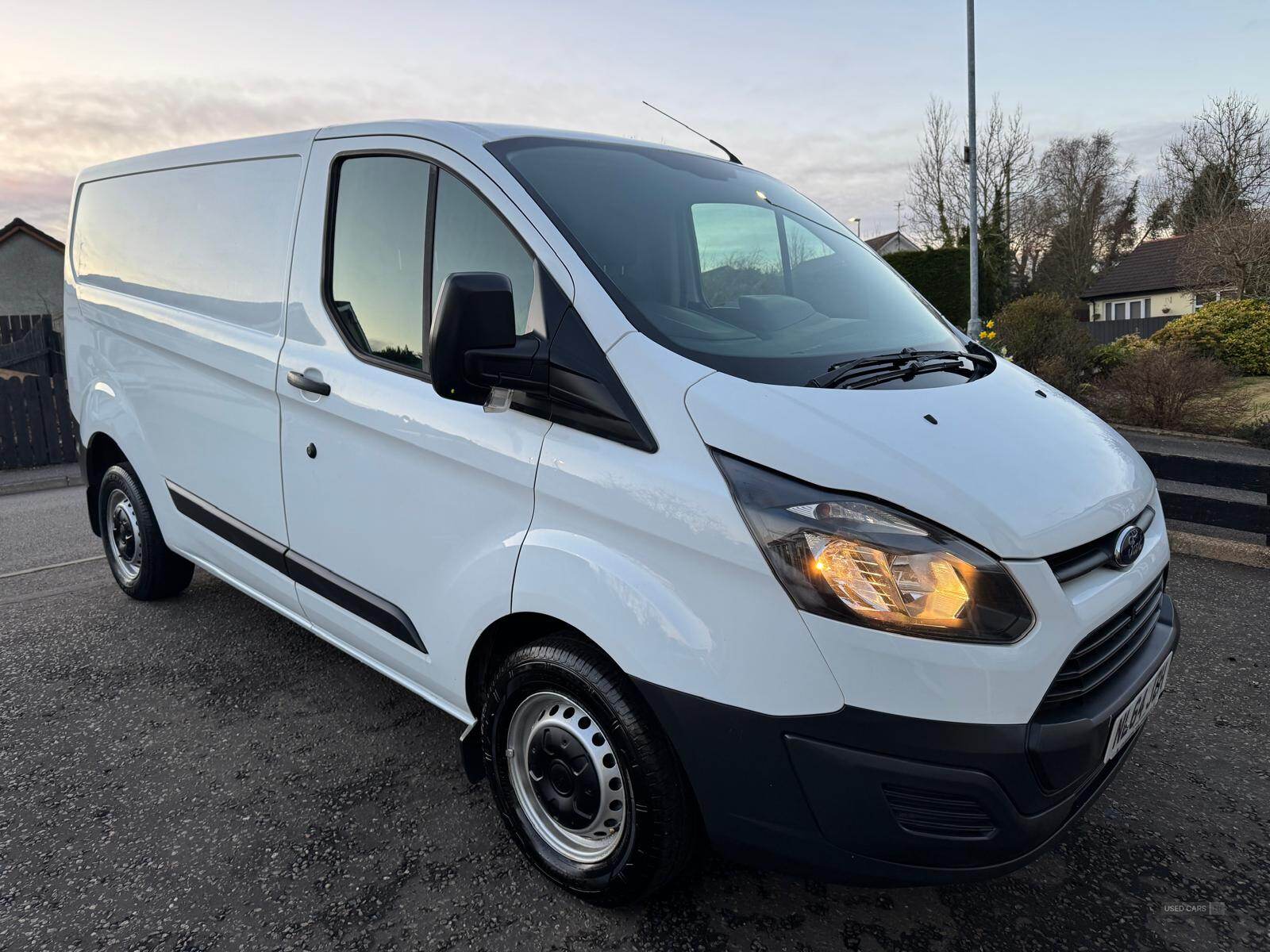 Oct 2014 Ford Transit Custom 2.2 TDCi 100ps Low Roof Van