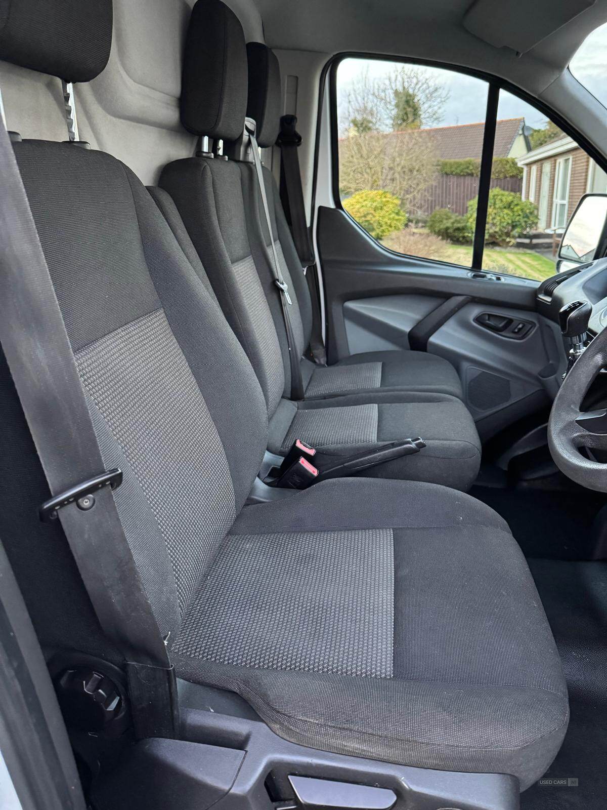 Oct 2014 Ford Transit Custom 2.2 TDCi 100ps Low Roof Van