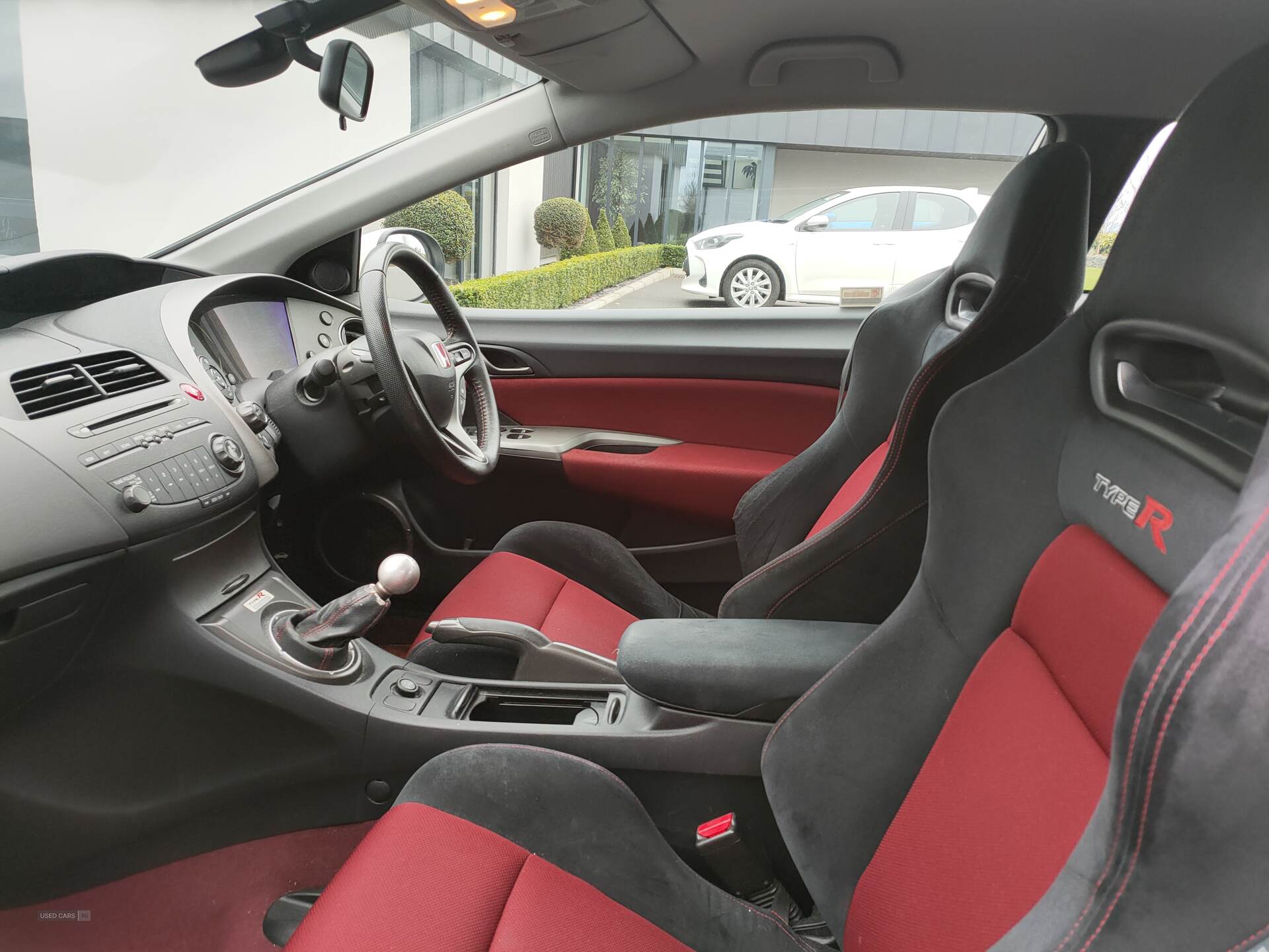 Mar 2009 Honda Civic 2.0 i-VTEC Championship White Type R 3dr