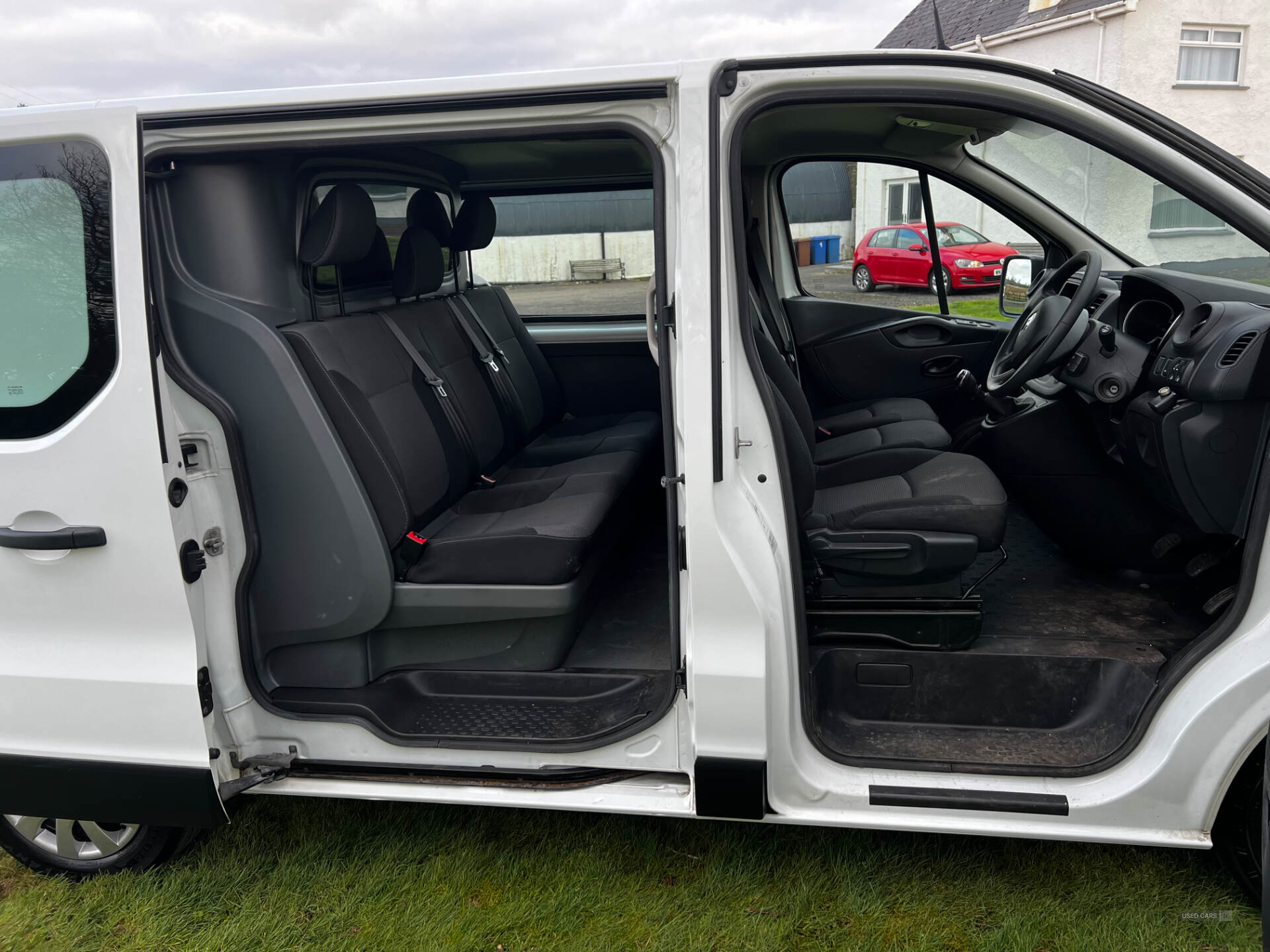 Jan 2020 Renault Trafic SL30 ENERGY dCi 120 Business Crew Van