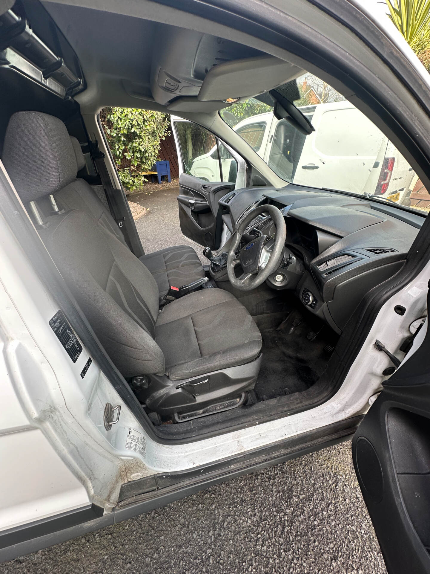 Oct 2015 Ford Transit Connect 1.6 TDCi 95ps Trend Van