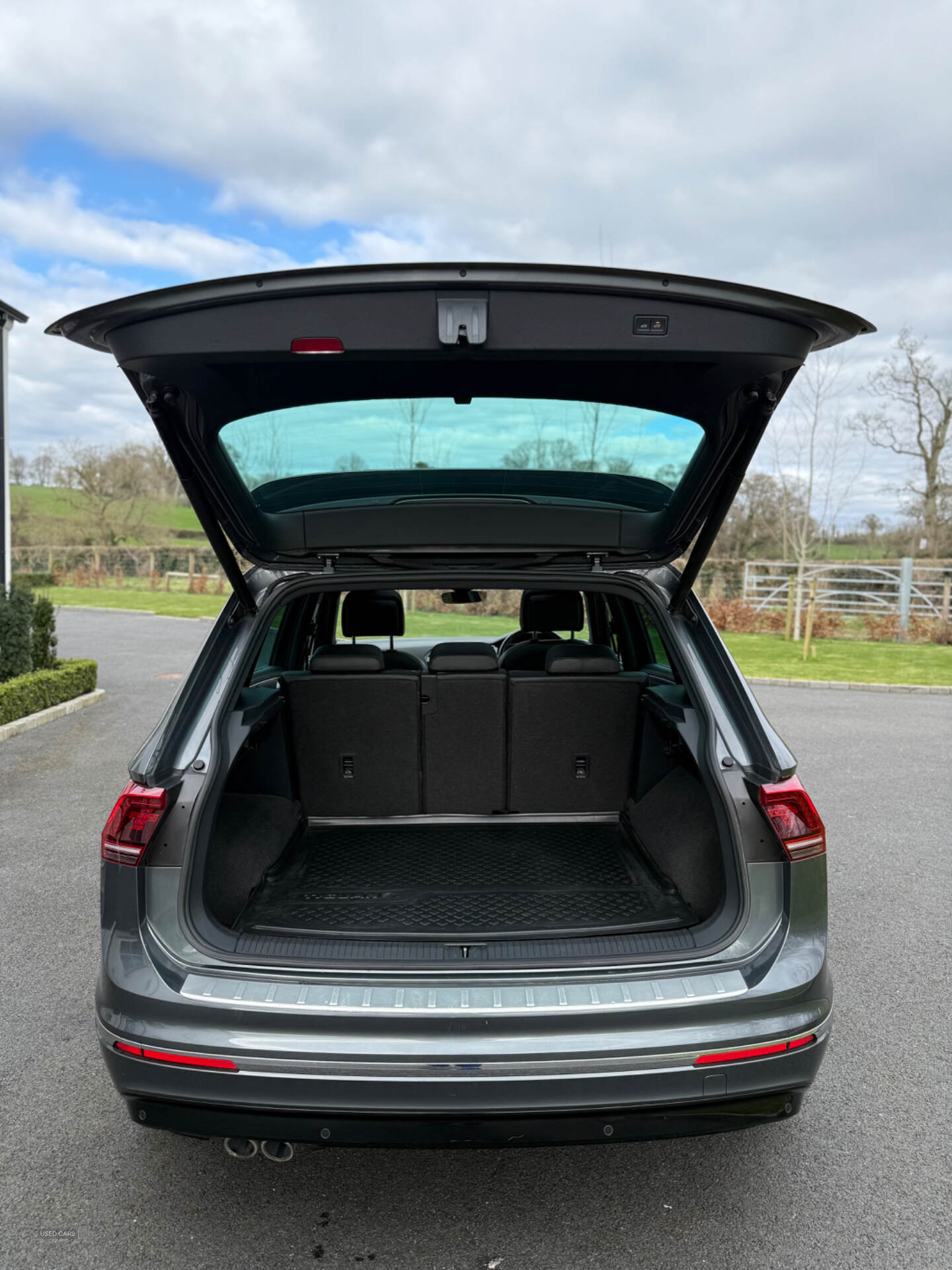 Aug 2019 Volkswagen Tiguan 2.0 TDi 150 R-Line Tech 5dr