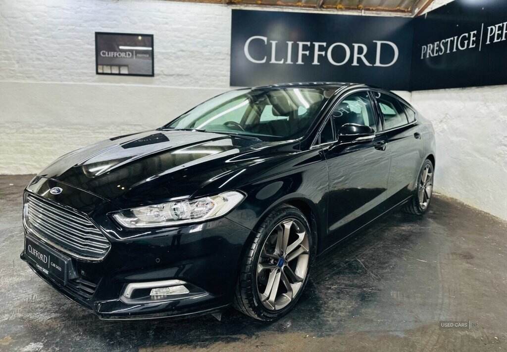 Nov 2018 Ford Mondeo 2.0 TDCi ECOnetic Zetec Edition 5dr