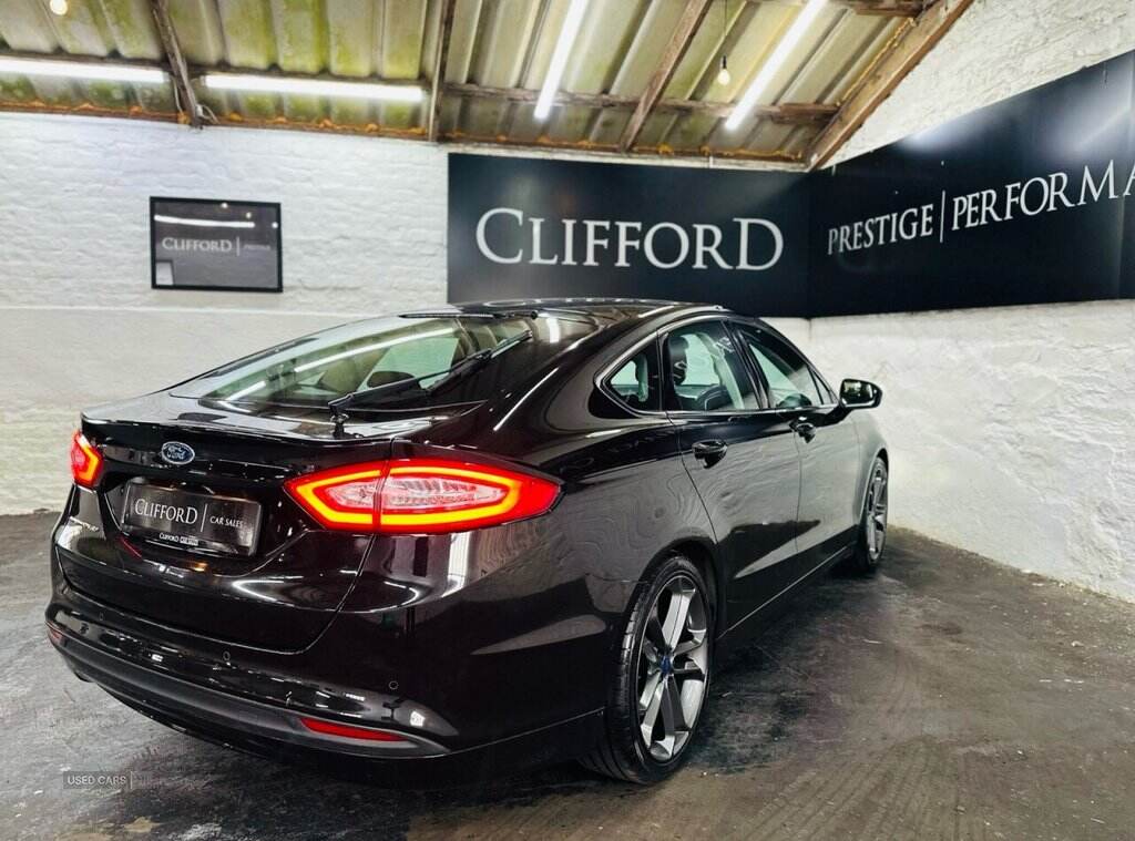 Nov 2018 Ford Mondeo 2.0 TDCi ECOnetic Zetec Edition 5dr