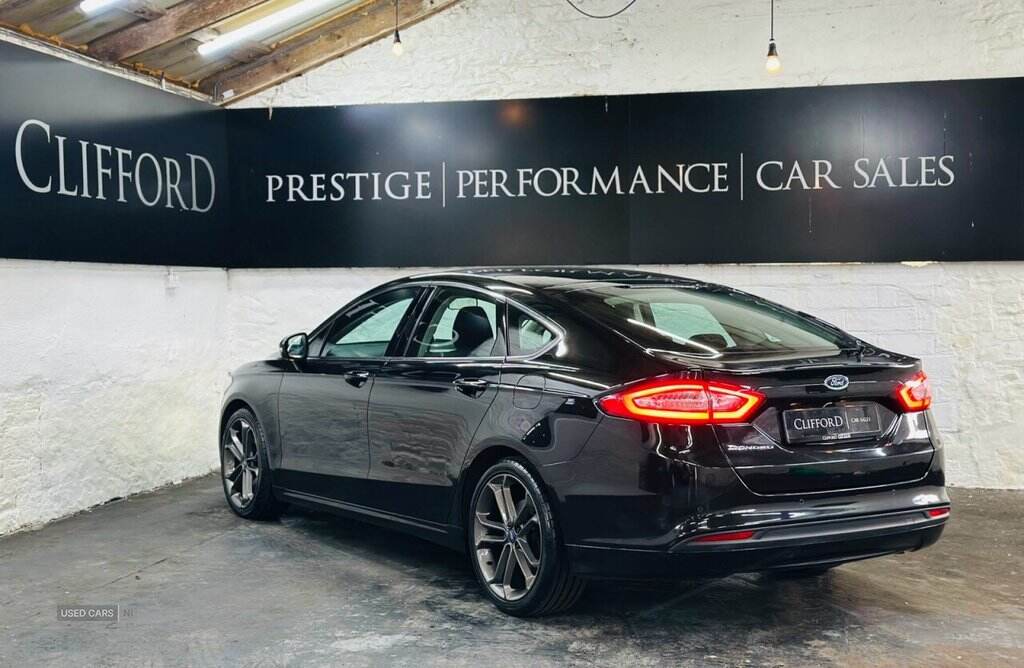 Nov 2018 Ford Mondeo 2.0 TDCi ECOnetic Zetec Edition 5dr