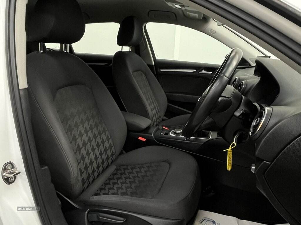 Sep 2015 Audi A3 1.6 TDI Ultra 110 SE 5dr
