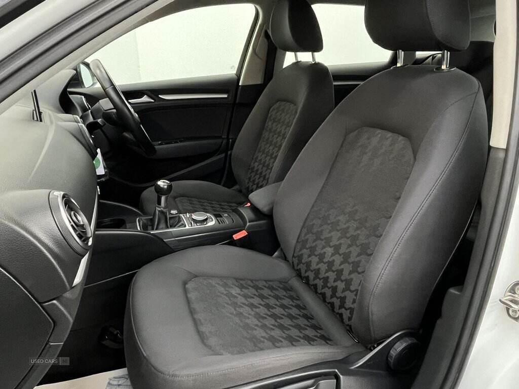 Sep 2015 Audi A3 1.6 TDI Ultra 110 SE 5dr