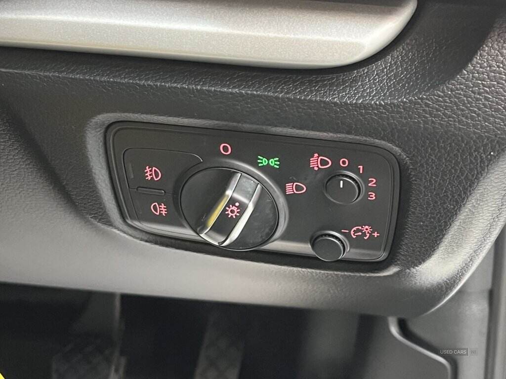 Sep 2015 Audi A3 1.6 TDI Ultra 110 SE 5dr