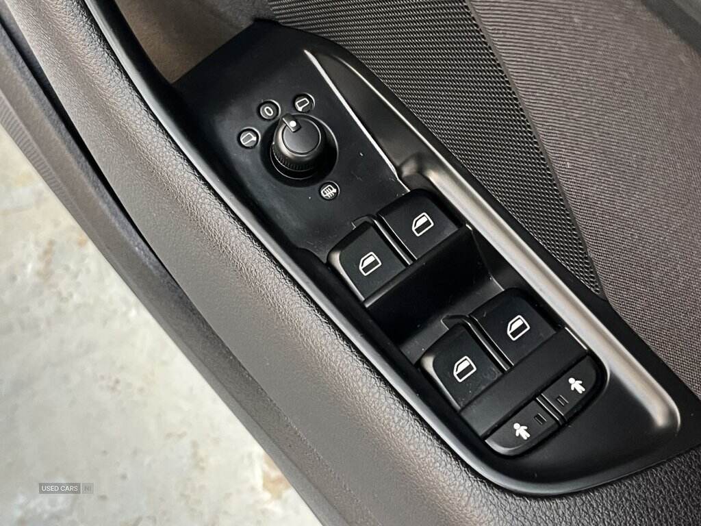 Sep 2015 Audi A3 1.6 TDI Ultra 110 SE 5dr