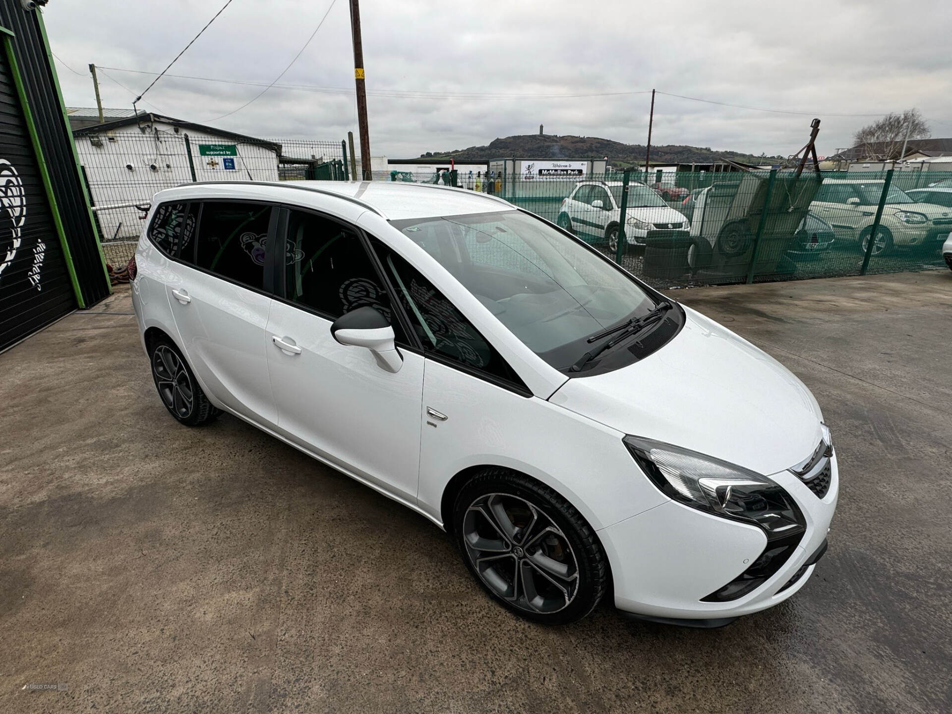 Oct 2015 Vauxhall Zafira 2.0 CDTi SRi 5dr