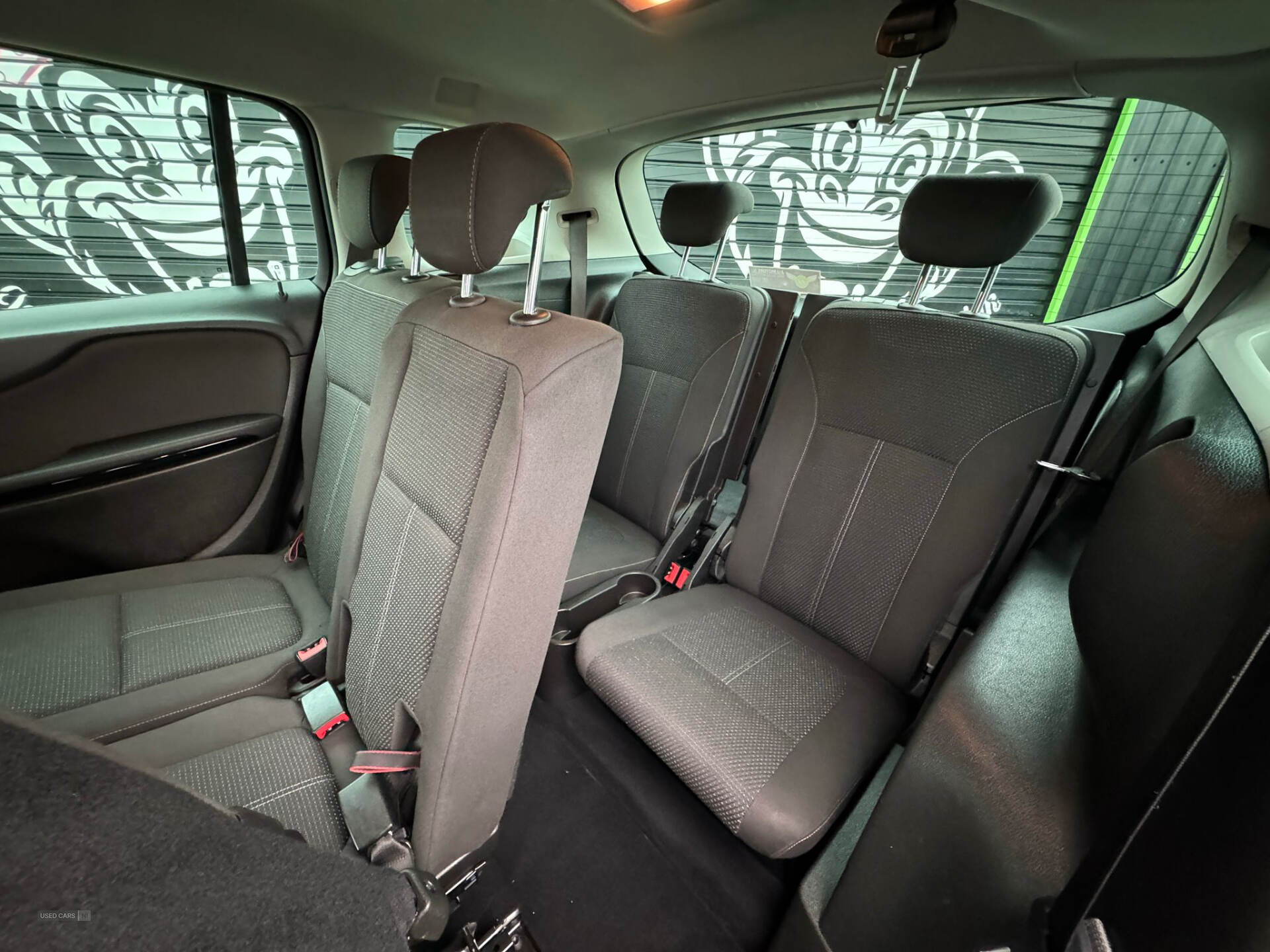 Oct 2015 Vauxhall Zafira 2.0 CDTi SRi 5dr