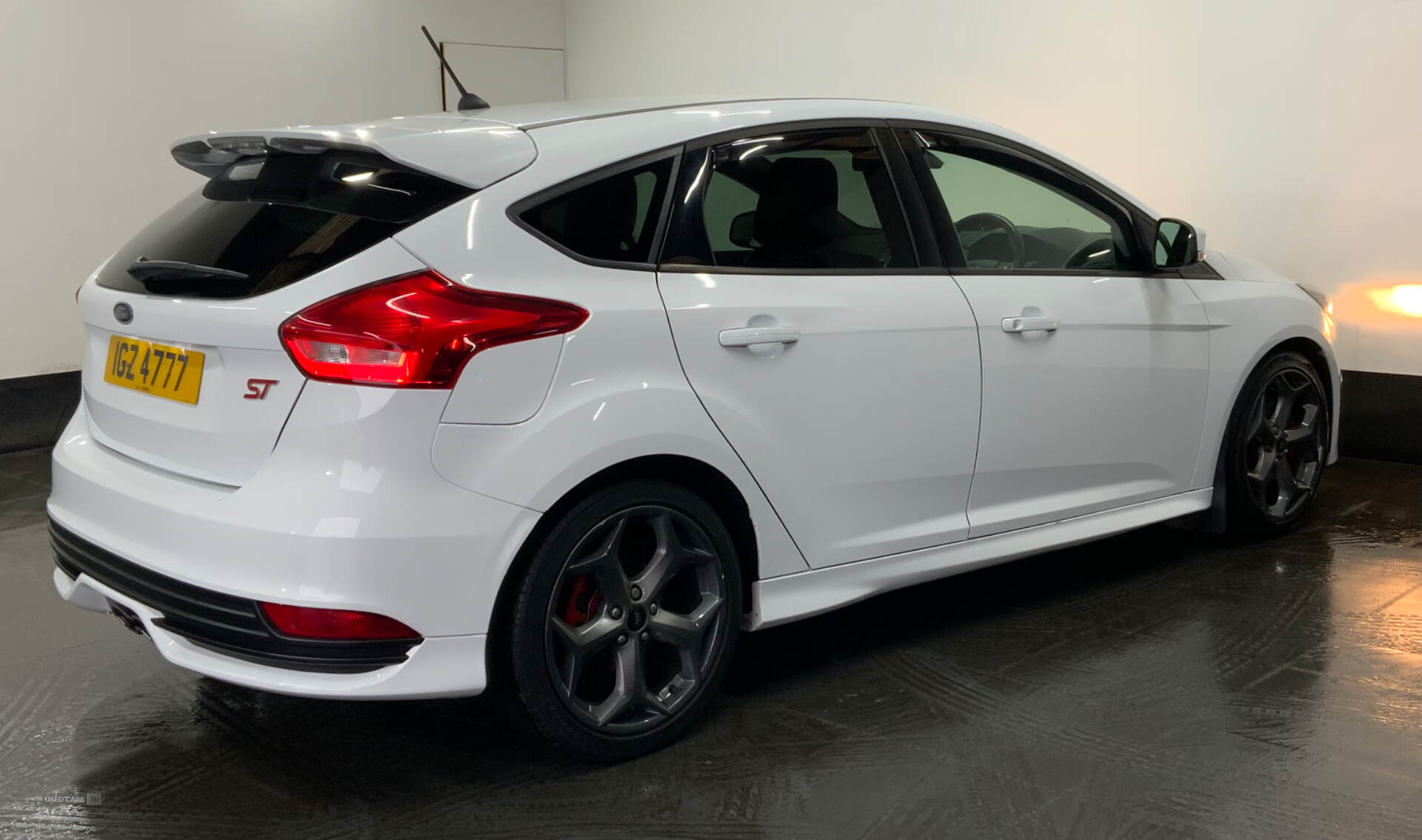 Jan 2018 Ford Focus 2.0 TDCi 185 ST-2 Navigation 5dr