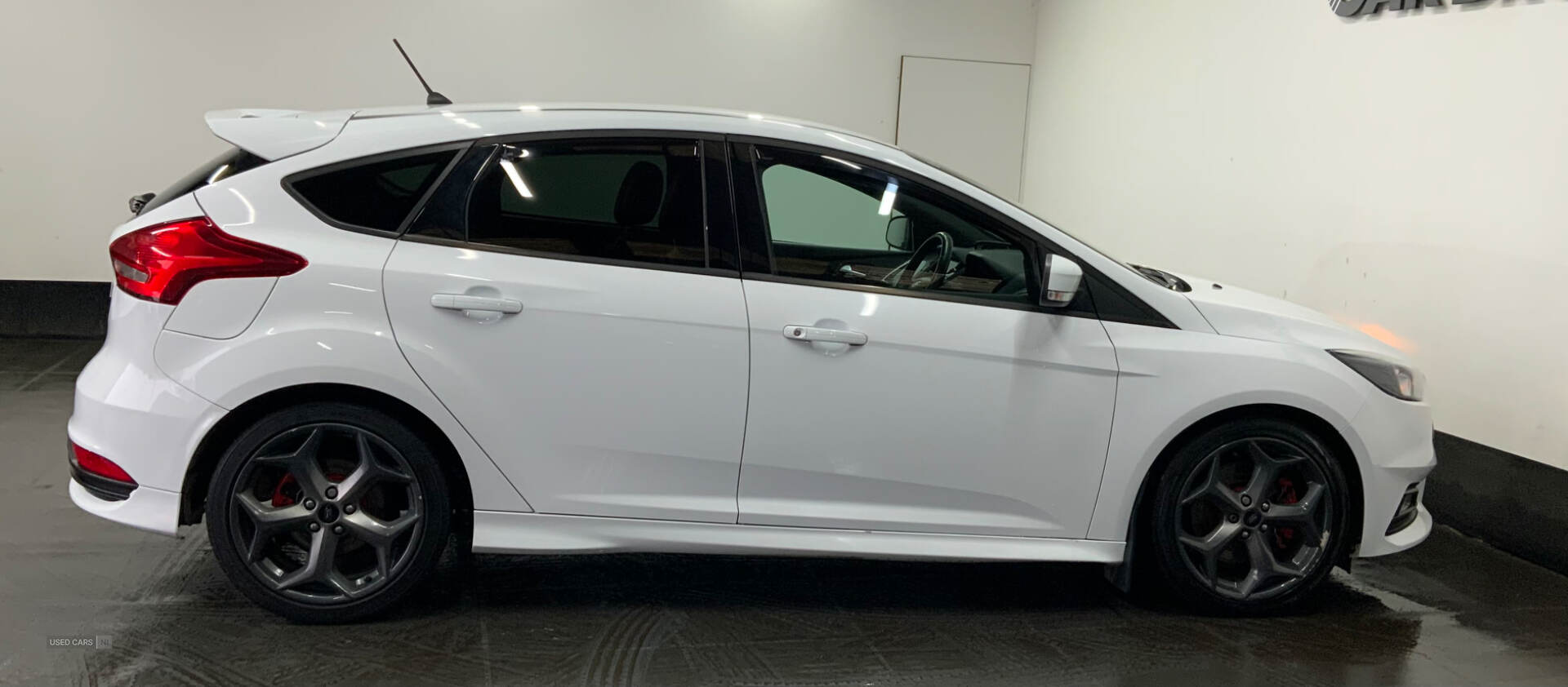 Jan 2018 Ford Focus 2.0 TDCi 185 ST-2 Navigation 5dr