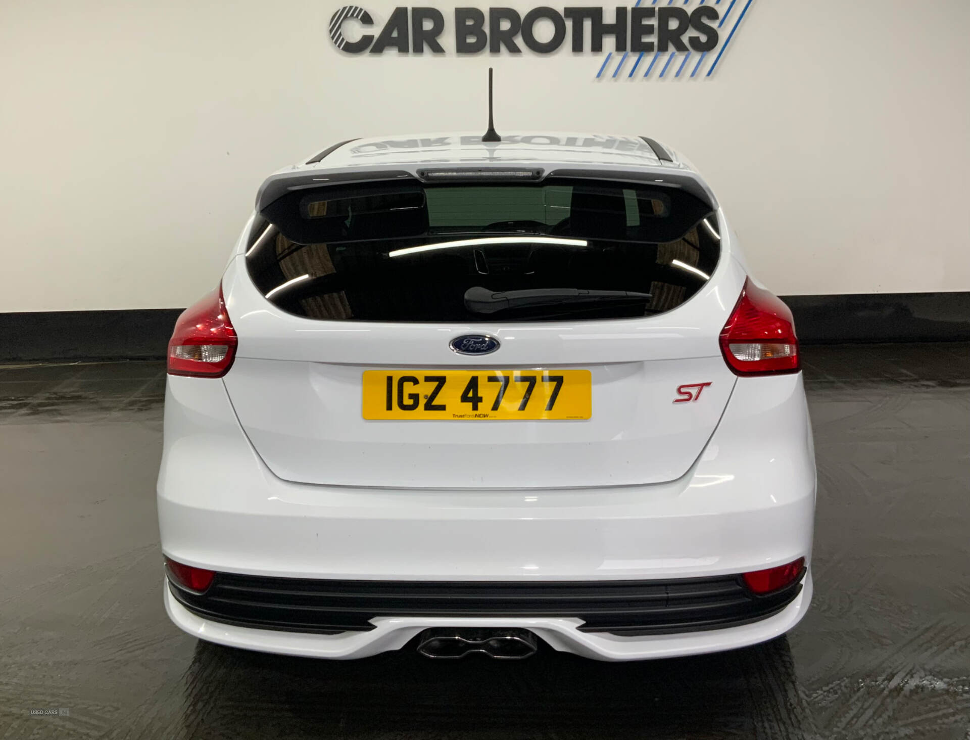 Jan 2018 Ford Focus 2.0 TDCi 185 ST-2 Navigation 5dr