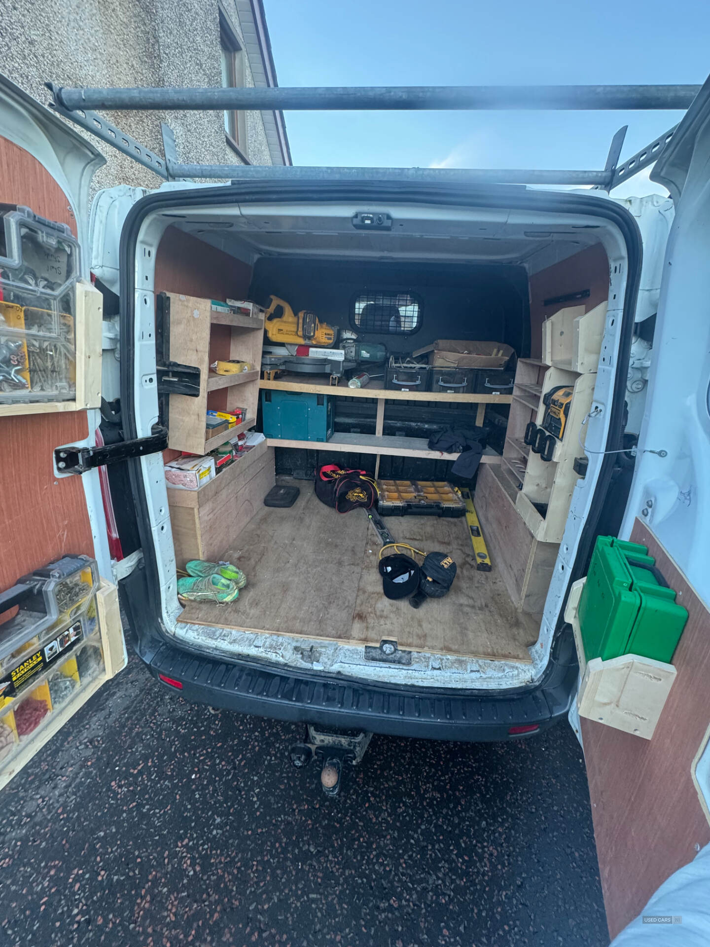 Jun 2014 Ford Transit Custom 2.2 TDCi 100ps Low Roof D/Cab Van