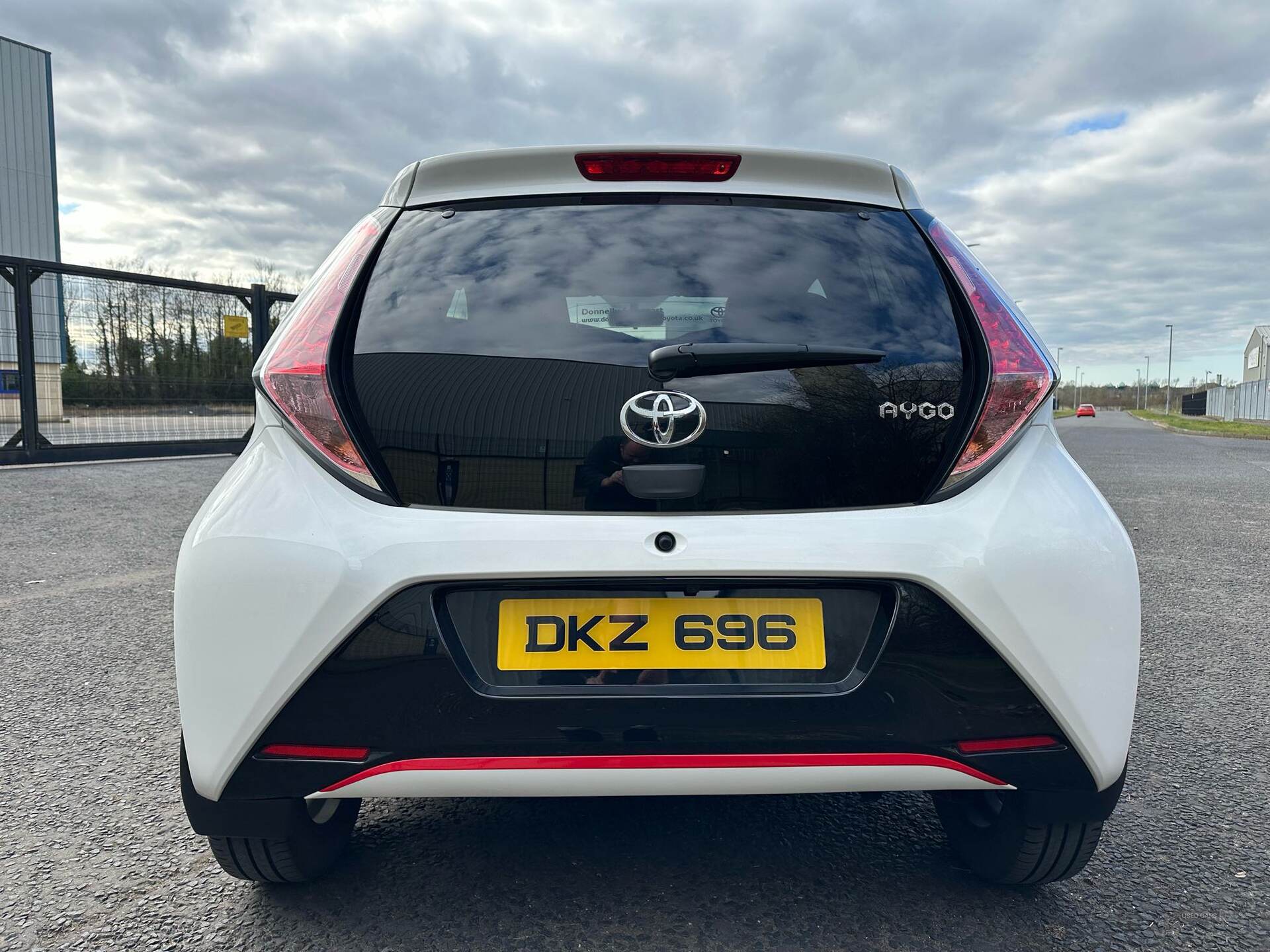 Jan 2017 Toyota Aygo 1.0 VVT-i X-Press 5dr