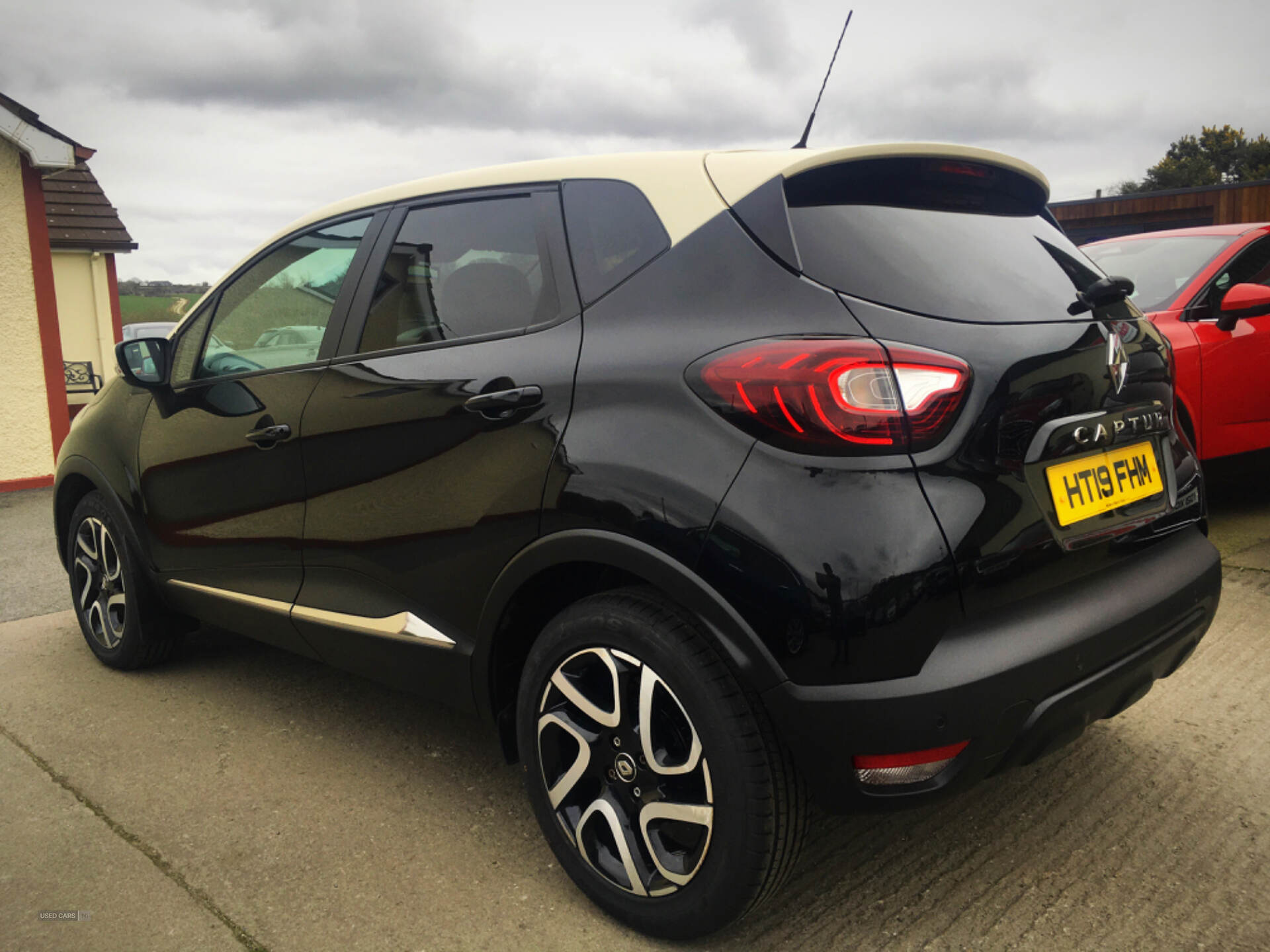 Renault Captur DIESEL HATCHBACK in Derry / Londonderry