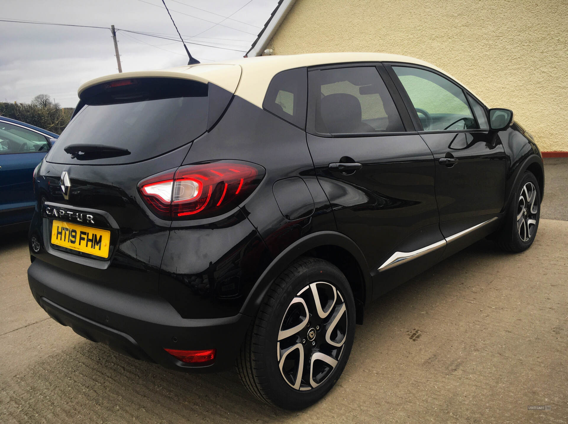 Renault Captur DIESEL HATCHBACK in Derry / Londonderry