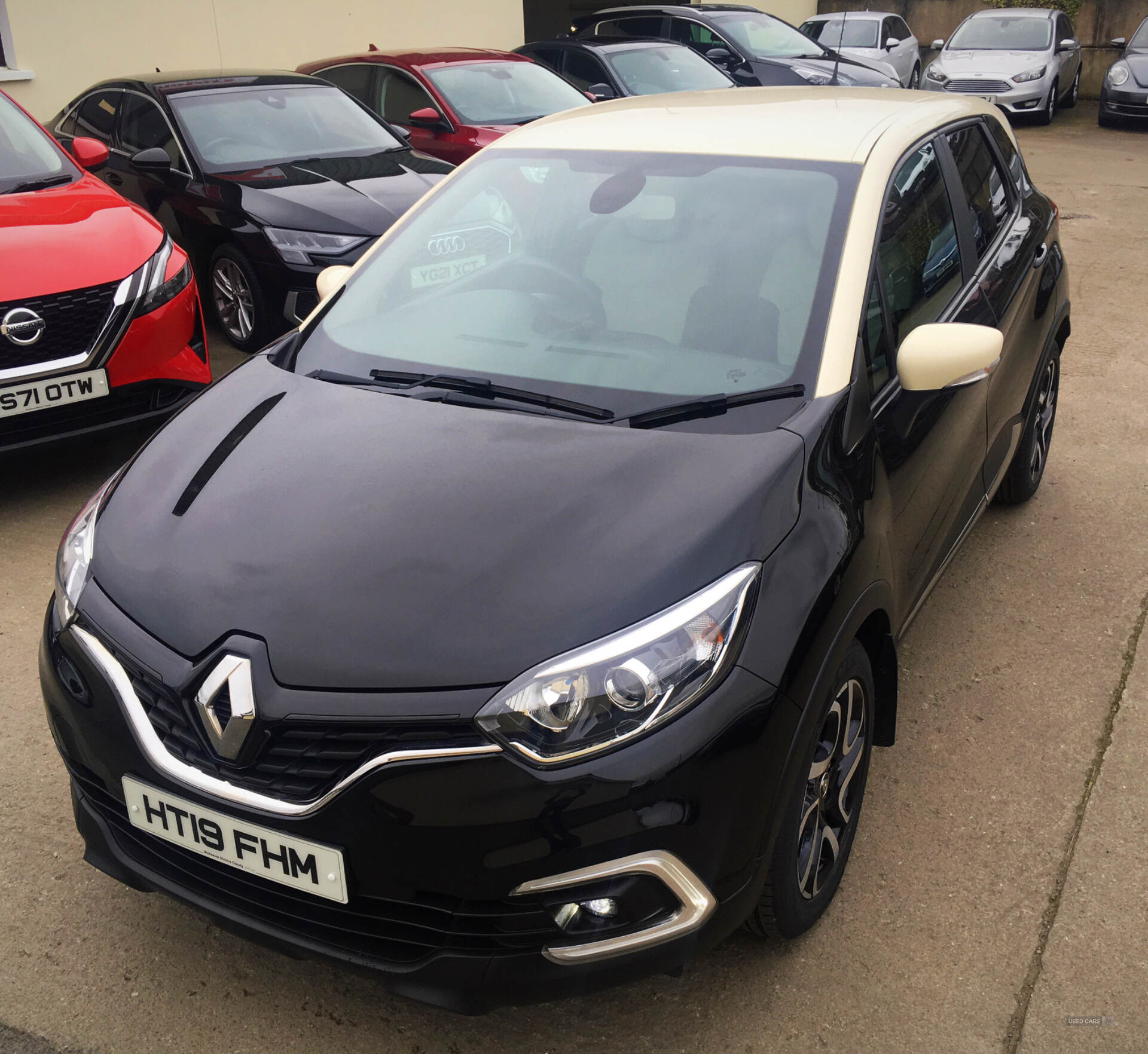 Renault Captur DIESEL HATCHBACK in Derry / Londonderry