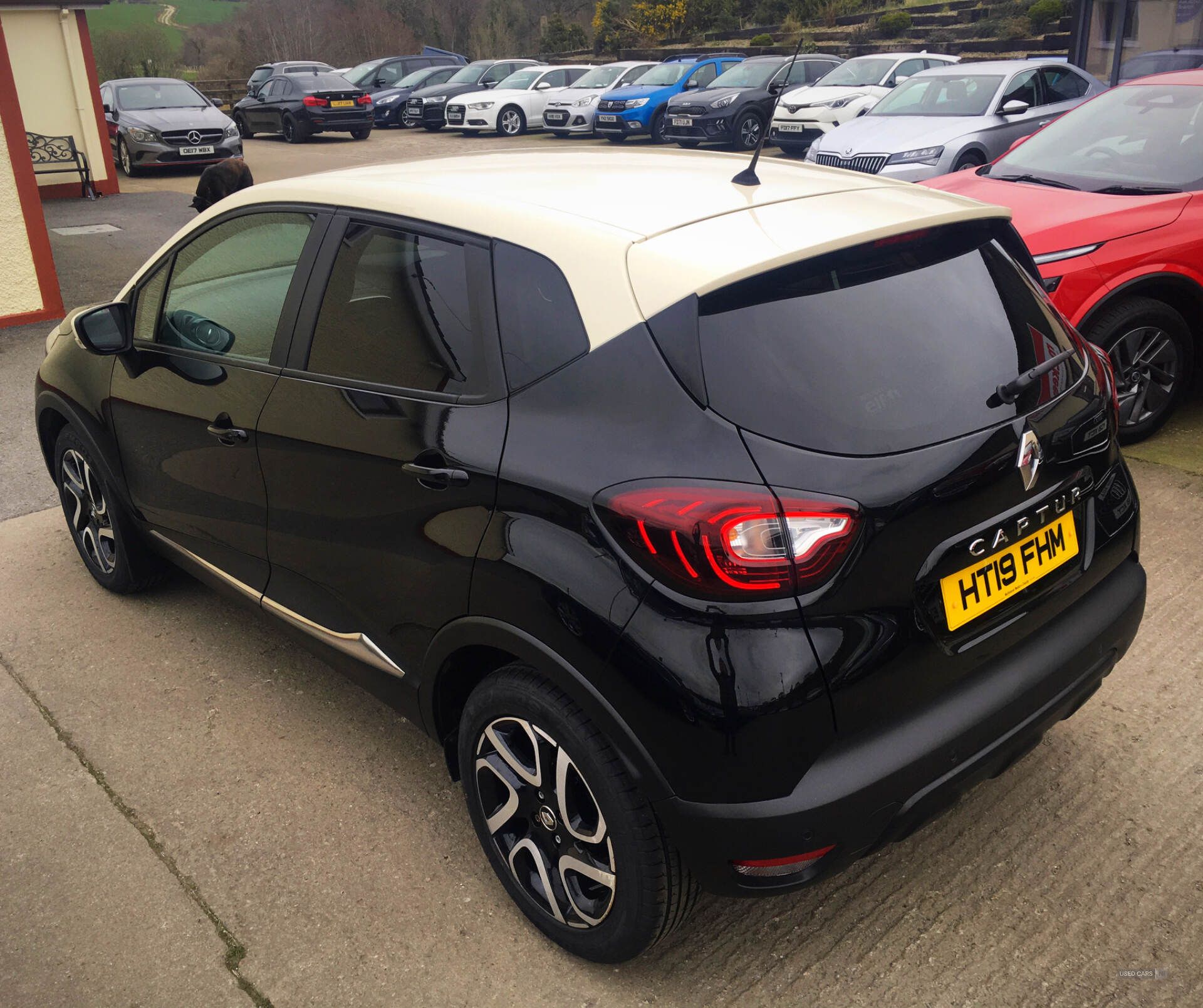 Renault Captur DIESEL HATCHBACK in Derry / Londonderry